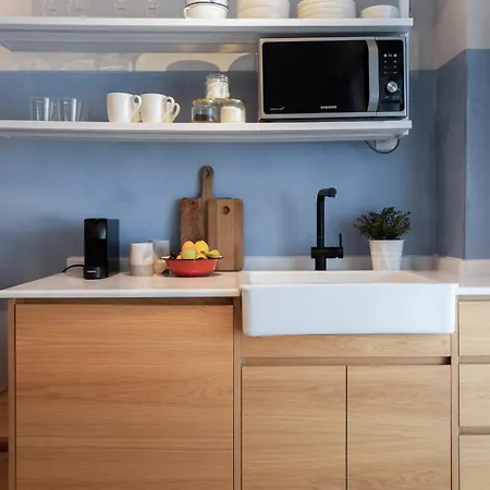 Eladia Suites, 2nd Floor * Νέος Μαρμαράς