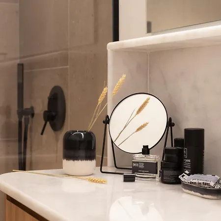 Eladia Suites, 2nd Floor * Νέος Μαρμαράς