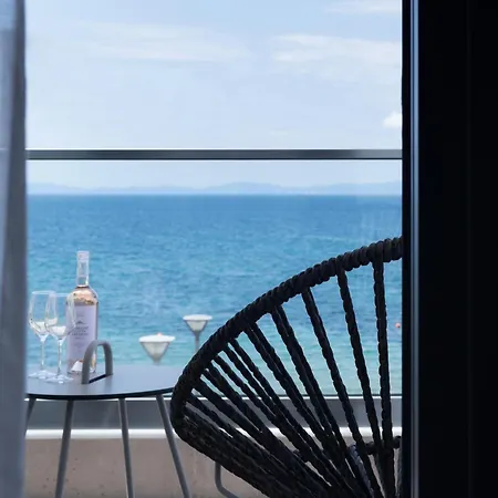 Appartamento Eladia Suites, 2nd Floor