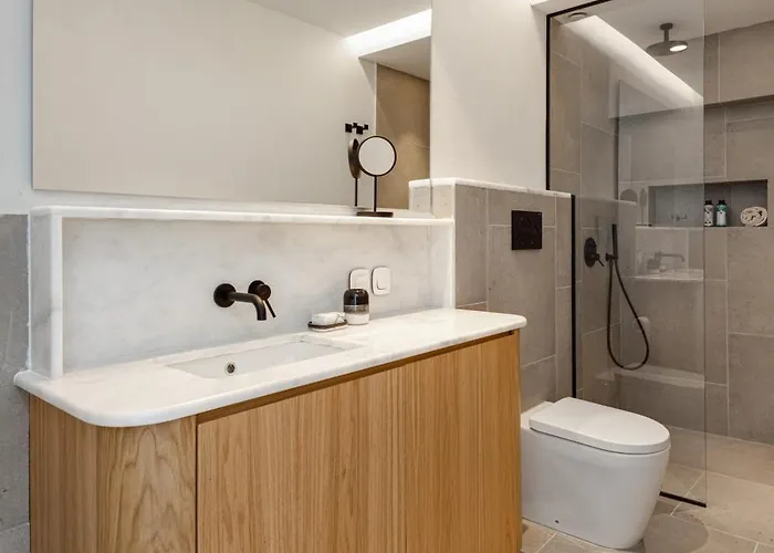 Daire Eladia Suites, 2nd Floor Neos Marmaras