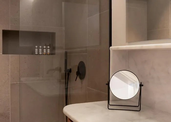 Daire Eladia Suites, 2nd Floor