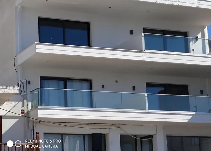 Eladia Suites, 2nd Floor Daire